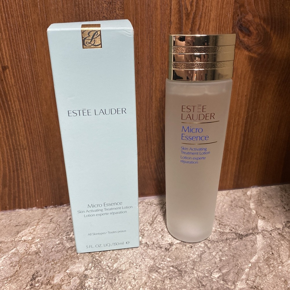 Estee Lauder‎ Radiant Cleanser and Exfoliant
